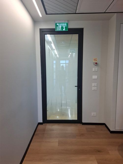 מדבקה גרדיאנט