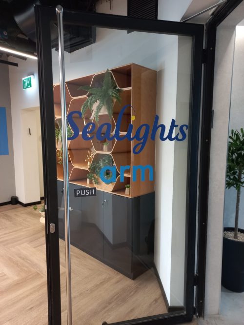 מדבקות בחיתוך