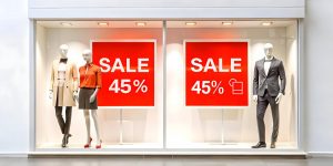 מדבקות לחלון ראווה